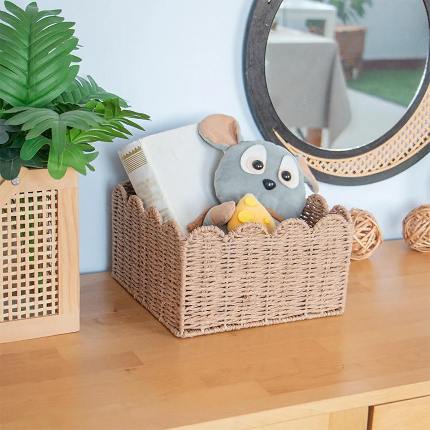 Scalloped Edge Basket