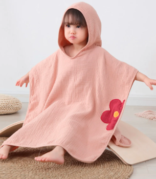 Serra Poncho Towel