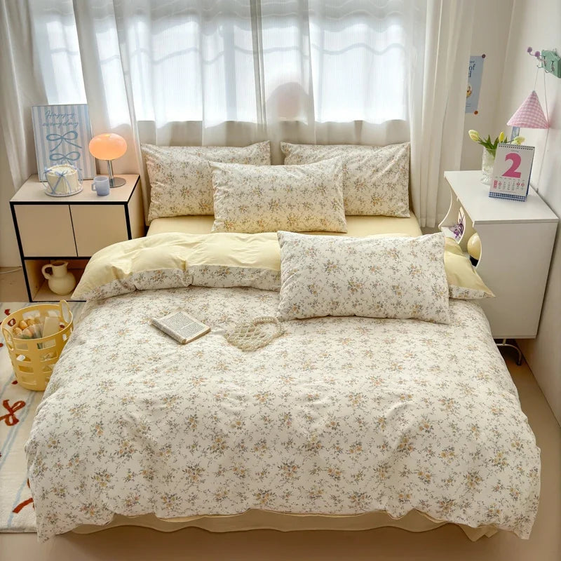FloraLuxe Cotton Bedding Set (Duvet Cover + Pillowcases)
