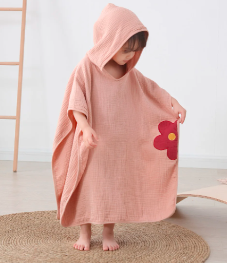 Serra Poncho Towel