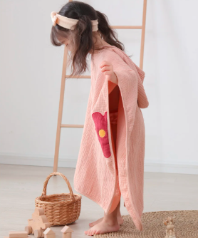 Serra Poncho Towel