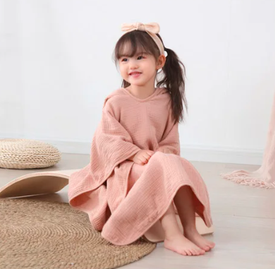 Serra Poncho Towel