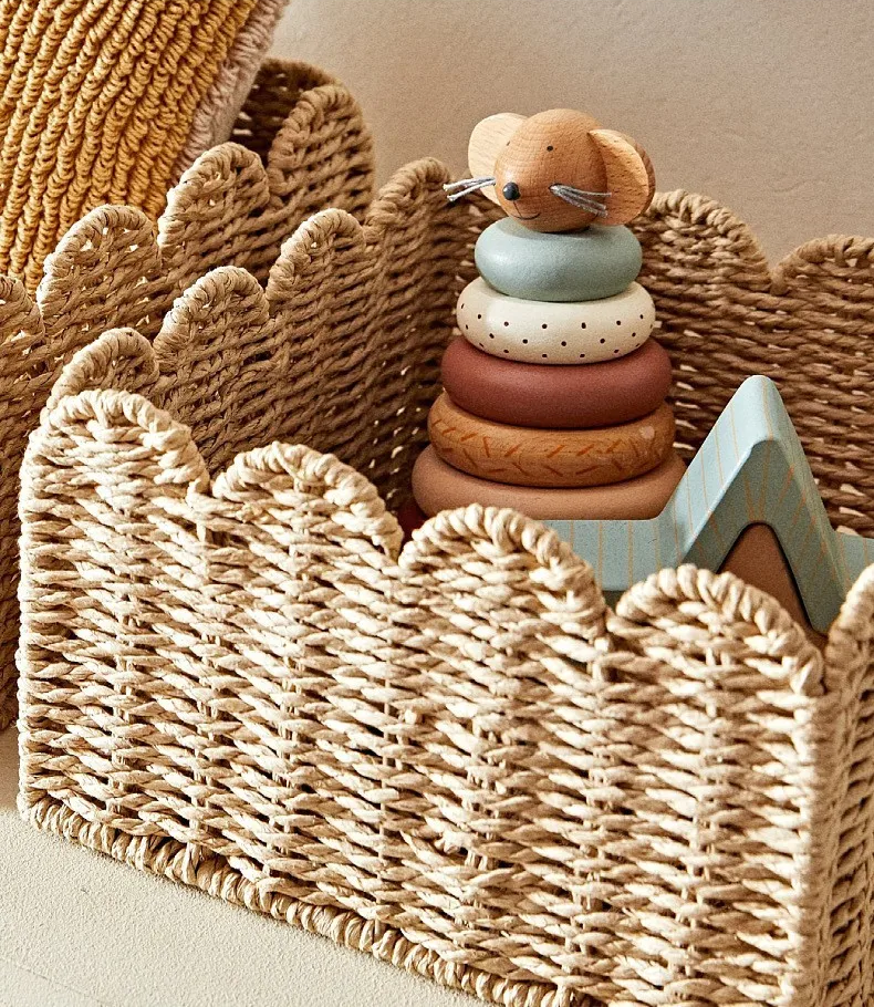 Scalloped Edge Basket