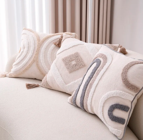 NordicLoops Tufted Pillow Cover